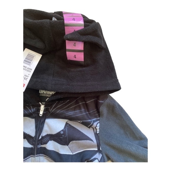 BOYS DC BATMAN ONE PIECE ZIP UP PAJAMAS WITH HOOD - SIZE 4 - NWT - Picture 4 of 5